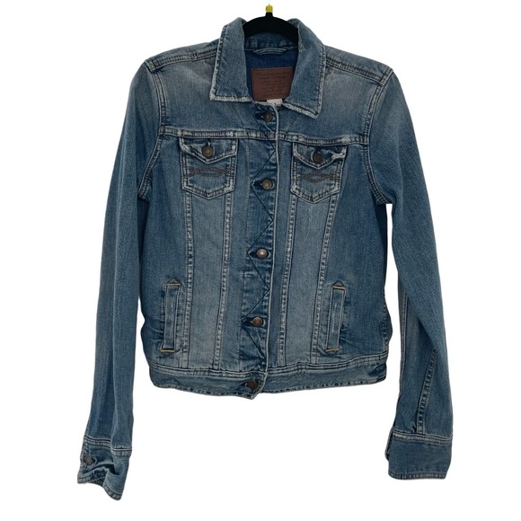 Abercrombie & Fitch Jackets & Blazers - Abercrombie & Fitch Women's Vintage Y2K Distressed Trucker Denim Jacket Size M